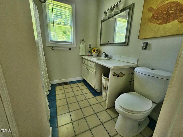 116 Vernelle Court, Sneads Ferry, NC 28460