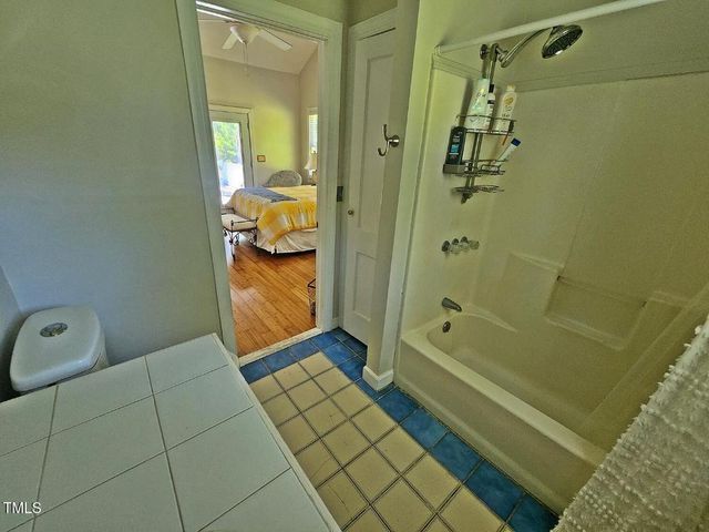 116 Vernelle Court, Sneads Ferry, NC 28460