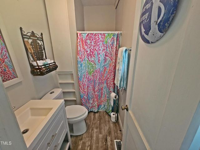 116 Vernelle Court, Sneads Ferry, NC 28460