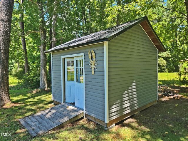 116 Vernelle Court, Sneads Ferry, NC 28460