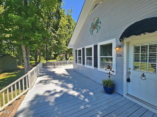 116 Vernelle Court, Sneads Ferry, NC 28460