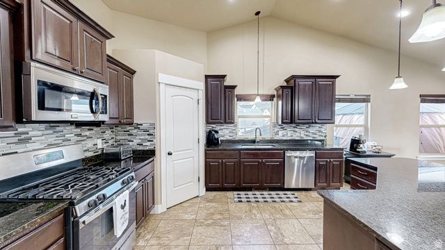 1804 E 1850 S, Spanish Fork, UT 84660