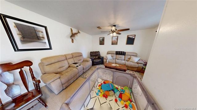 1114 Pinder Lane, Dequincy, LA 70633