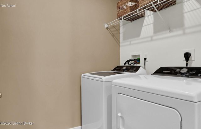 16940 Aiken Rdg Cir, Louisville, KY 40245