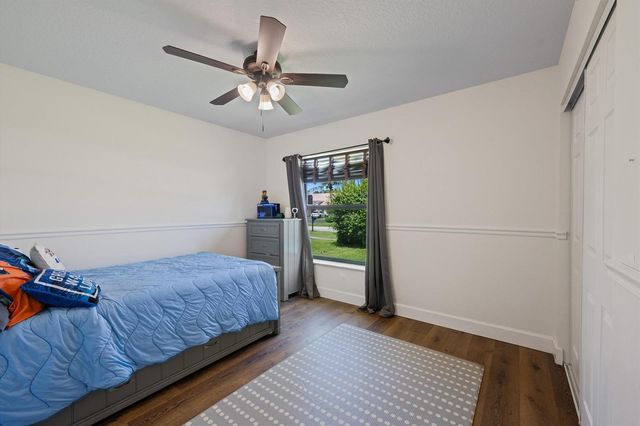 1051 New Parkview Place, Haverhill, FL 33417
