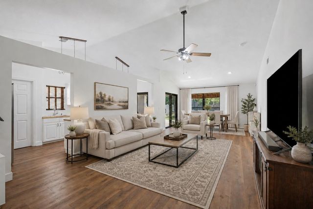 1051 New Parkview Place, Haverhill, FL 33417