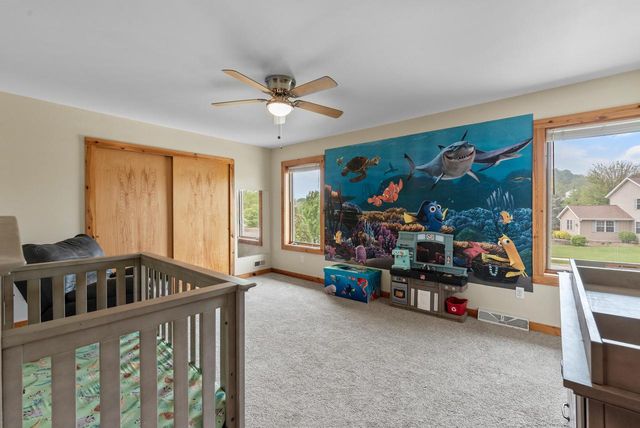 162 Bley PARKWAY, Port Washington, WI 53074