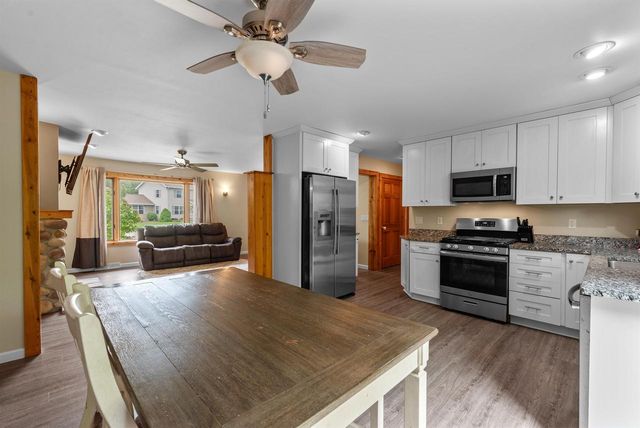 162 Bley PARKWAY, Port Washington, WI 53074