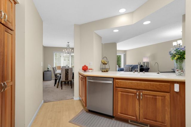 15765 25th Pl N, Plymouth, MN 55447