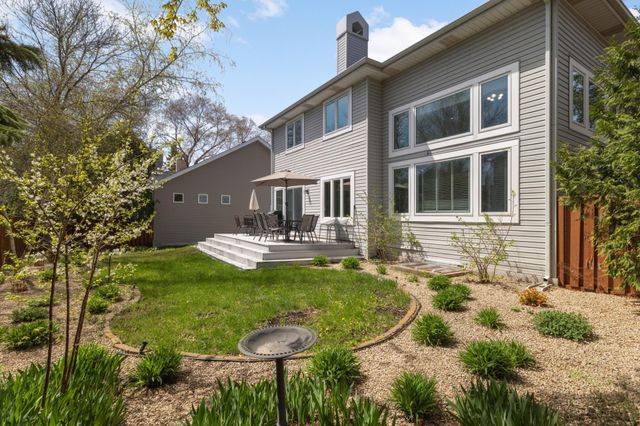 15765 25th Pl N, Plymouth, MN 55447