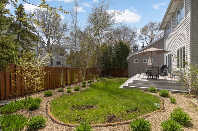 15765 25th Pl N, Plymouth, MN 55447