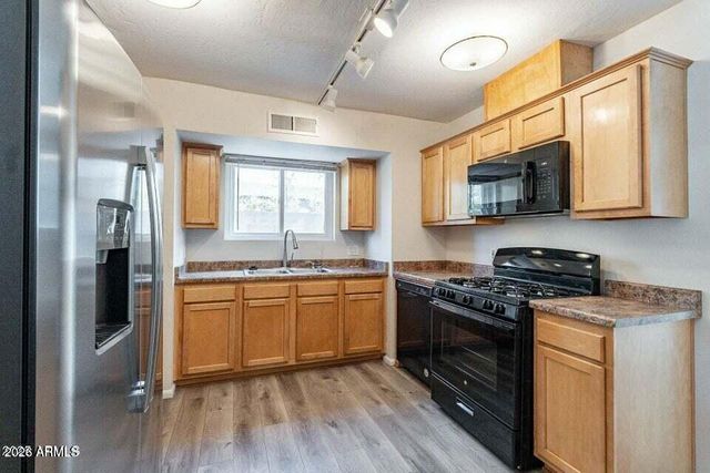 505 W Howe Street, Tempe, AZ 85281