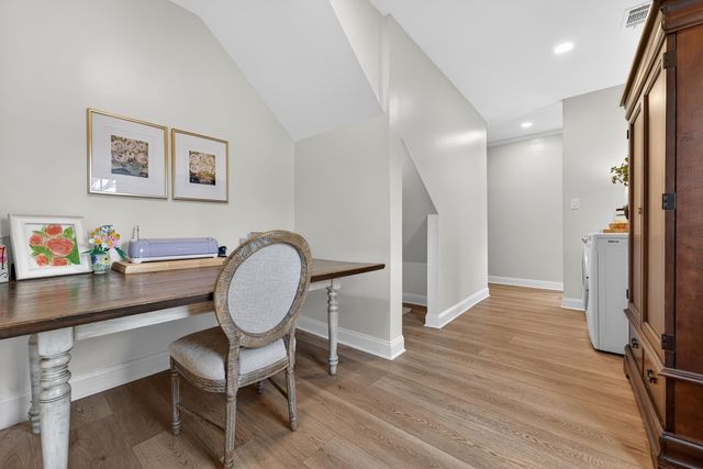 8962 GREEN LEAVES DR, Germantown, TN 38139