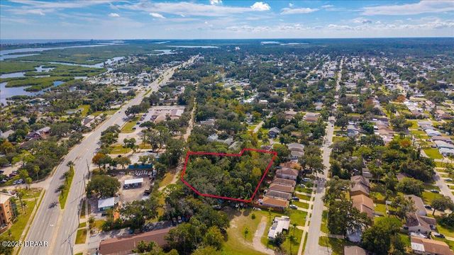 5000 Westridge Avenue, Port Orange, FL 32127