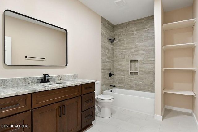 599 HUTCHINS BEND Rd, Sparta, TN 38583