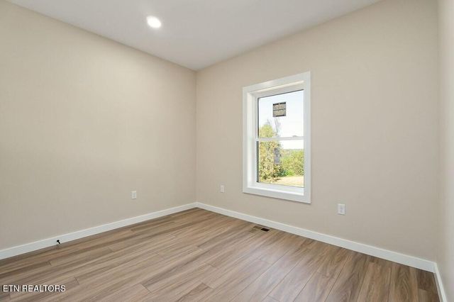 599 HUTCHINS BEND Rd, Sparta, TN 38583