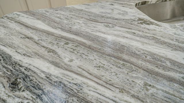 1682 Hatterdale Farm Road, Blountville, TN 37617