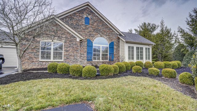 1682 Hatterdale Farm Road, Blountville, TN 37617