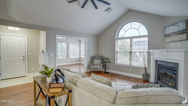 1682 Hatterdale Farm Road, Blountville, TN 37617