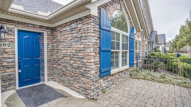 1682 Hatterdale Farm Road, Blountville, TN 37617