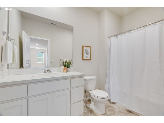 11325 Ne 17TH St, Vancouver, WA 98684