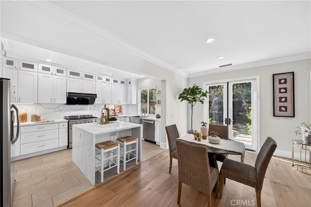 2585 Sunflower, Fullerton, CA 92835