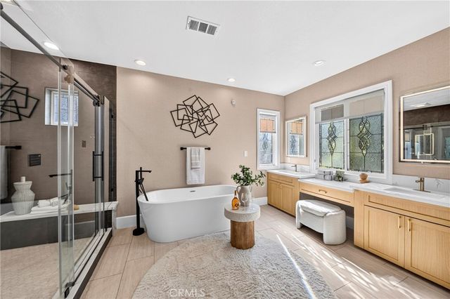 2585 Sunflower, Fullerton, CA 92835