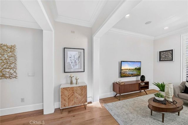 2585 Sunflower, Fullerton, CA 92835