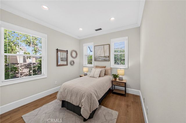 2585 Sunflower, Fullerton, CA 92835
