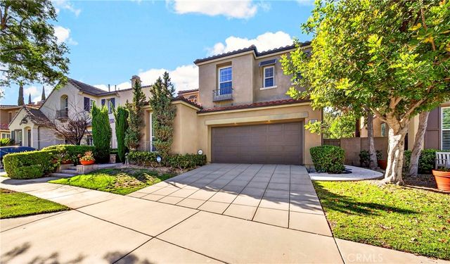 2585 Sunflower, Fullerton, CA 92835