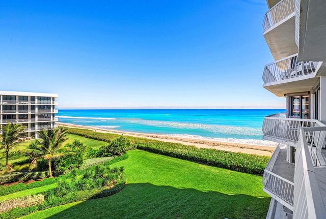 2100 S Ocean Boulevard 402, Palm Beach, FL 33480