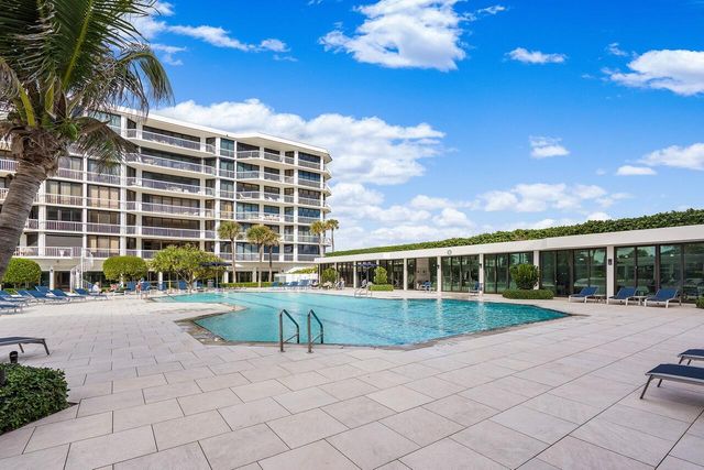 2100 S Ocean Boulevard 402, Palm Beach, FL 33480