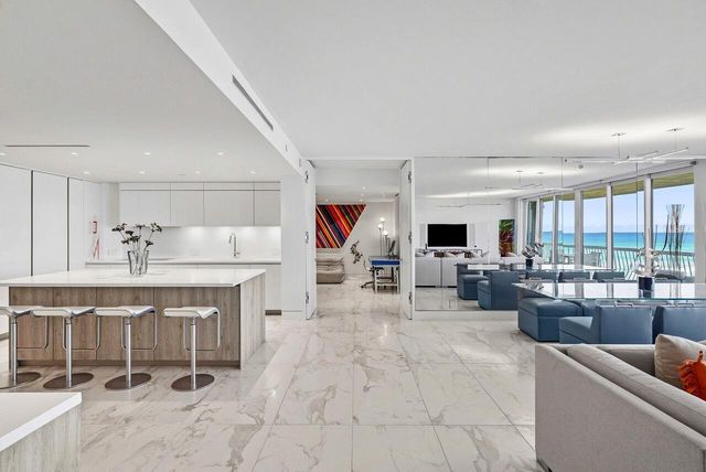 2100 S Ocean Boulevard 402, Palm Beach, FL 33480