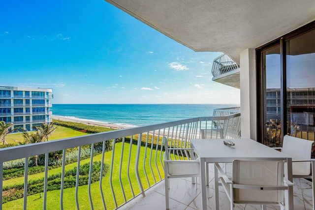 2100 S Ocean Boulevard 402, Palm Beach, FL 33480