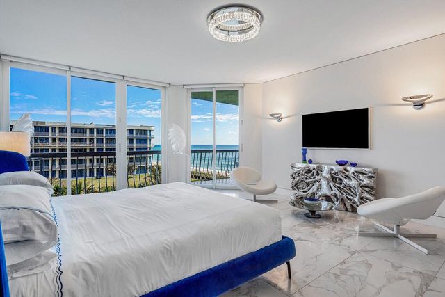 2100 S Ocean Boulevard 402, Palm Beach, FL 33480
