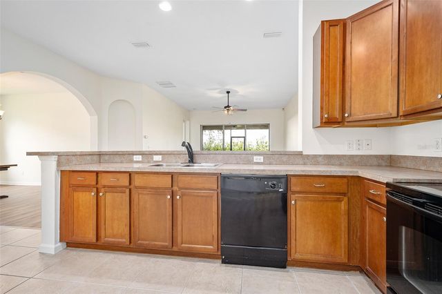 188 MENDOZA CIRCLE, Daytona Beach, FL 32124