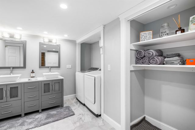 13 Merrill Street, Colebrook, NH 03576