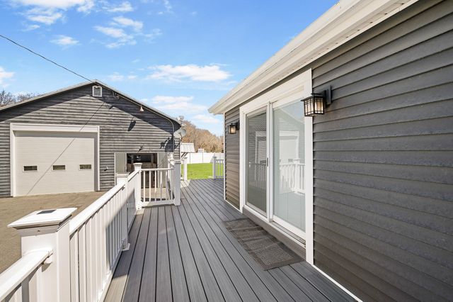 13 Merrill Street, Colebrook, NH 03576