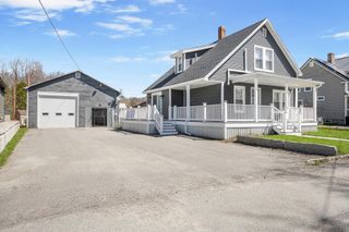 13 Merrill Street, Colebrook, NH 03576