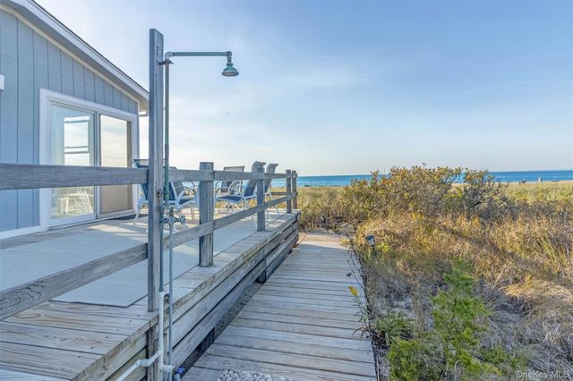 825 N Sea Drive, Southold, NY 11971