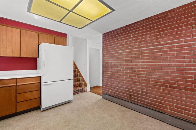 22 Hillview Rd, North Reading, MA 01864