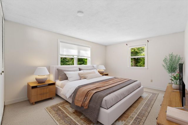 22 Hillview Rd, North Reading, MA 01864