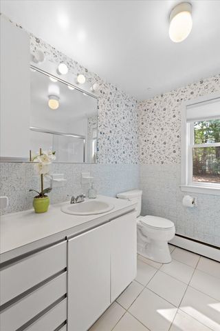 22 Hillview Rd, North Reading, MA 01864