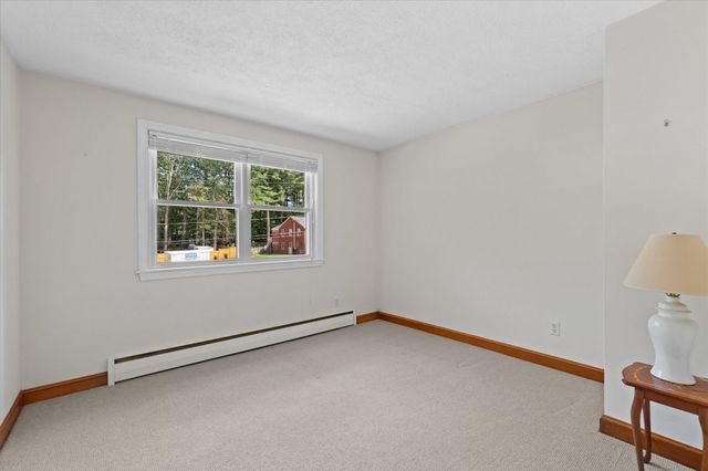 22 Hillview Rd, North Reading, MA 01864