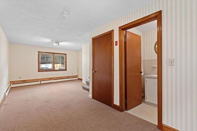 22 Hillview Rd, North Reading, MA 01864