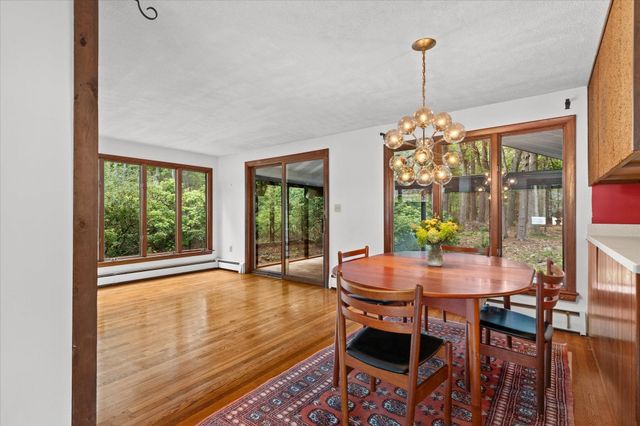 22 Hillview Rd, North Reading, MA 01864
