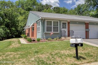 170 Hudson Parkway A, Whiting, NJ 08759
