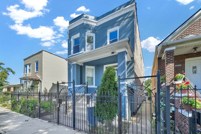 3849 S Albany Avenue, Chicago, IL 60632