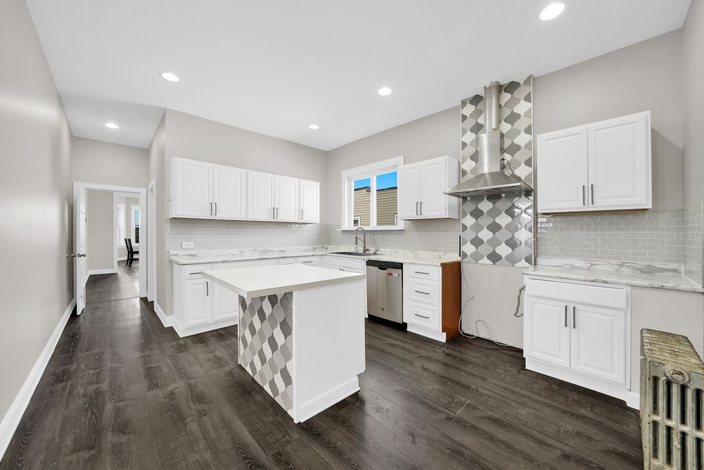 3849 S Albany Avenue, Chicago, IL 60632 — photo 3