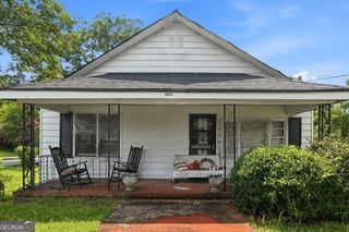 272 N Dogwood Avenue, Social Circle, GA 30025